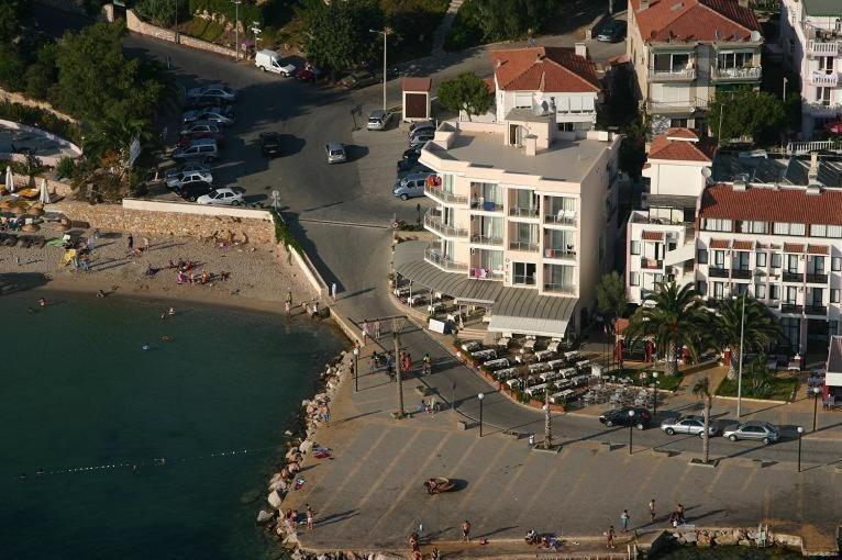 Kerman Hotel Çeşme Exterior foto